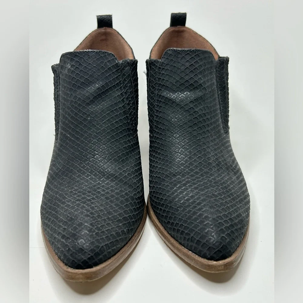 Rockport Charcoal Grey/ Soft Black Snake Print Ankle Bootie Size 10